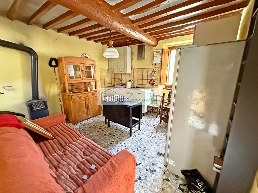 Immagine 8 di Casa semindipendente in vendita  in via tardoni a Camaiore