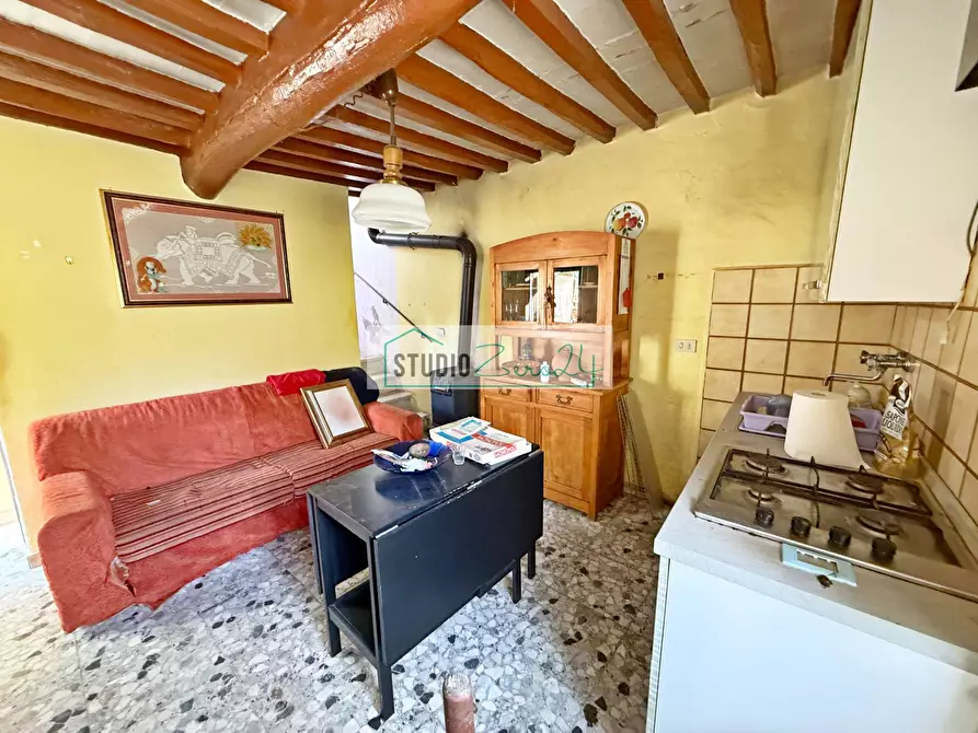 Immagine 9 di Casa semindipendente in vendita  in via tardoni a Camaiore