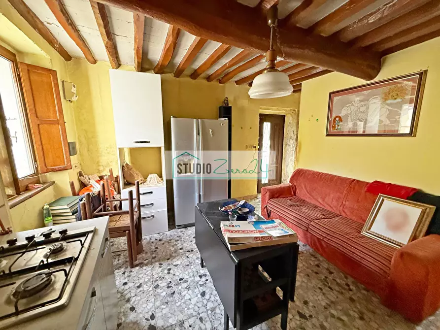 Immagine 10 di Casa semindipendente in vendita  in via tardoni a Camaiore