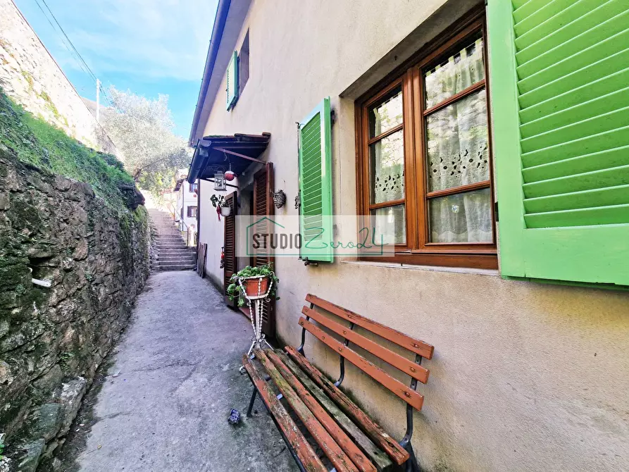Immagine 3 di Casa indipendente in vendita  in via di Trescolli 15 a Camaiore