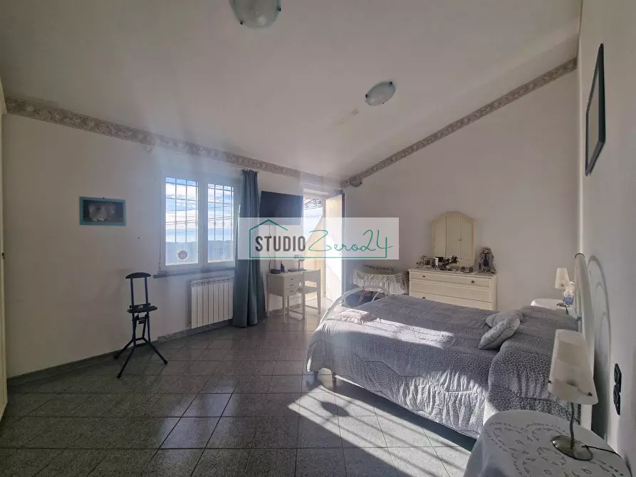 Immagine 13 di Casa semindipendente in vendita  in via di trescolli 140 a Camaiore