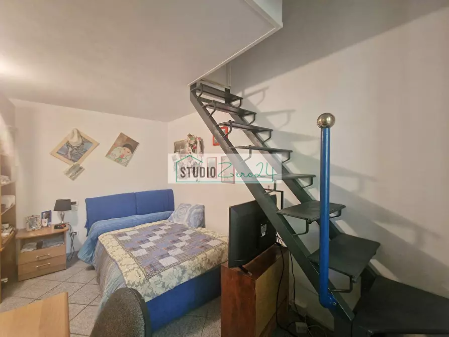 Immagine 26 di Casa semindipendente in vendita  in via di trescolli 140 a Camaiore