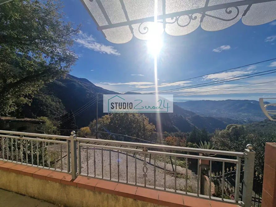 Immagine 18 di Casa semindipendente in vendita  in via di trescolli 140 a Camaiore