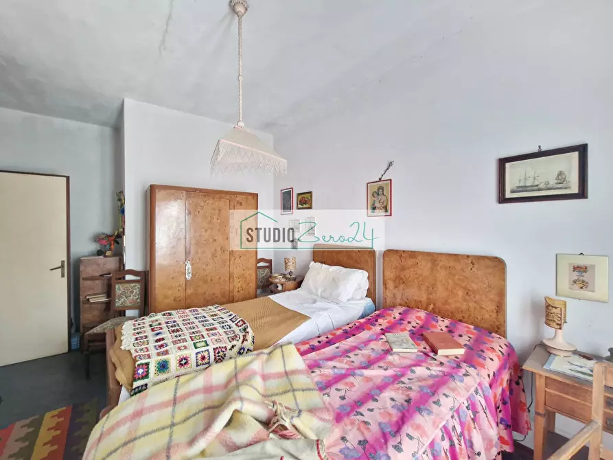 Immagine 19 di Appartamento in vendita  in Via Italica a Camaiore