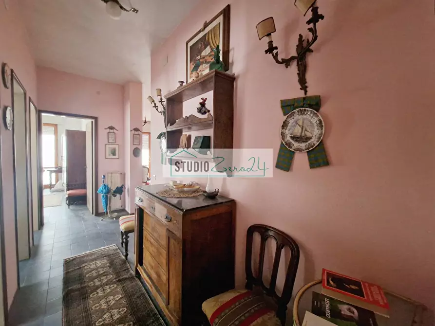 Immagine 20 di Appartamento in vendita  in Via Italica a Camaiore