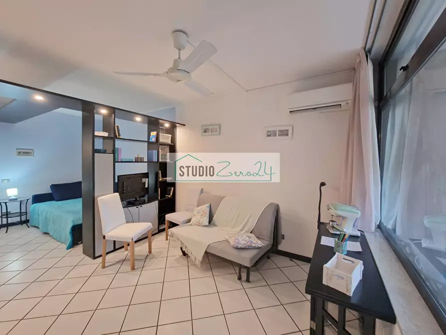 Immagine 7 di Appartamento in vendita  in Via G. Toniolo a Camaiore