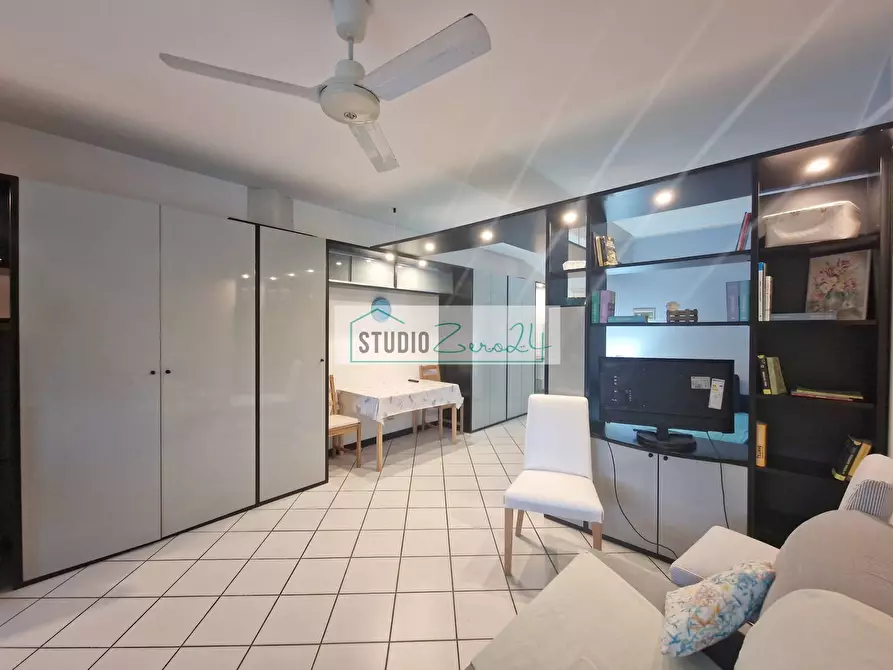 Immagine 9 di Appartamento in vendita  in Via G. Toniolo a Camaiore