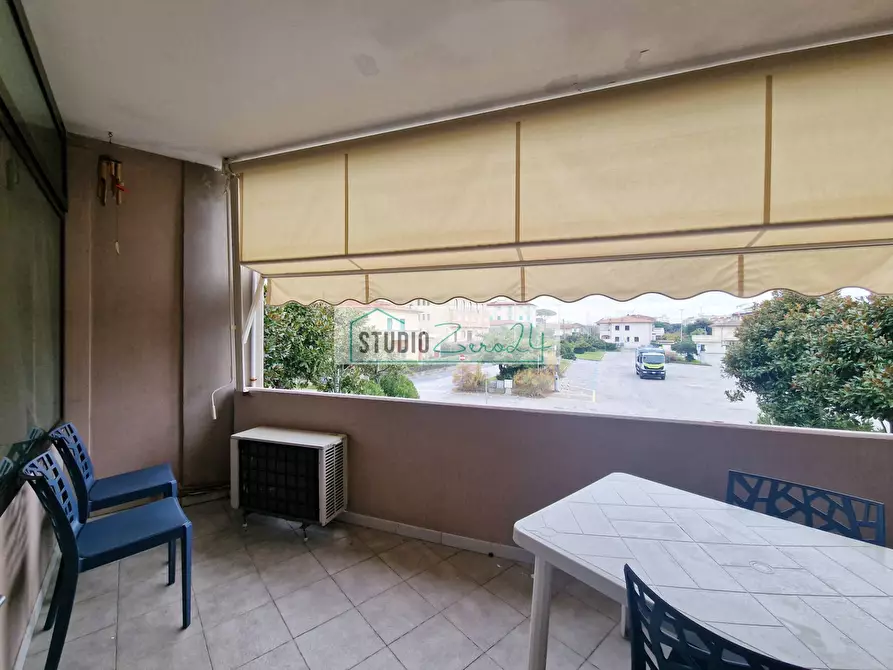 Immagine 16 di Appartamento in vendita  in Via G. Toniolo a Camaiore