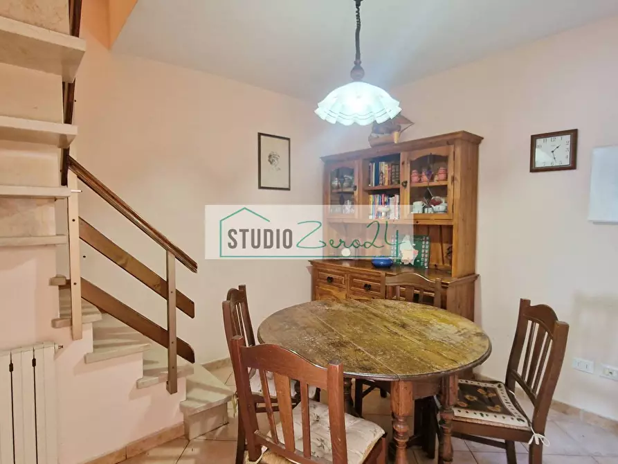 Immagine 12 di Casa semindipendente in vendita  in Via della Costa a Camaiore