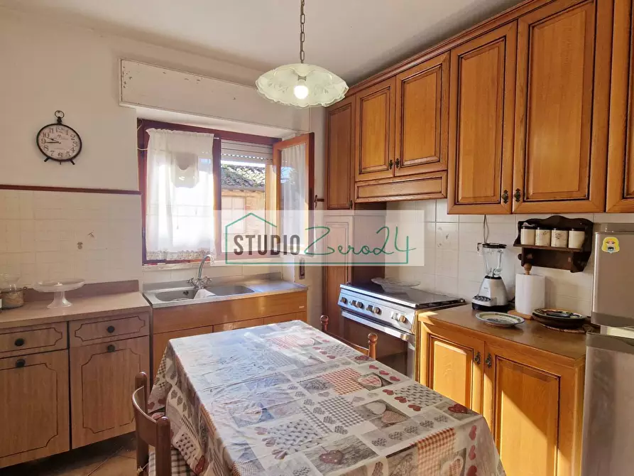 Immagine 16 di Casa semindipendente in vendita  in Via della Costa a Camaiore