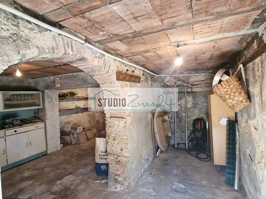 Immagine 37 di Casa semindipendente in vendita  in Via della Costa a Camaiore