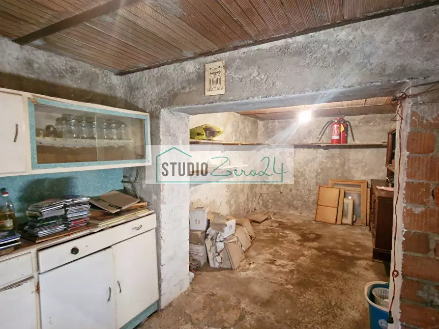 Immagine 39 di Casa semindipendente in vendita  in Via della Costa a Camaiore