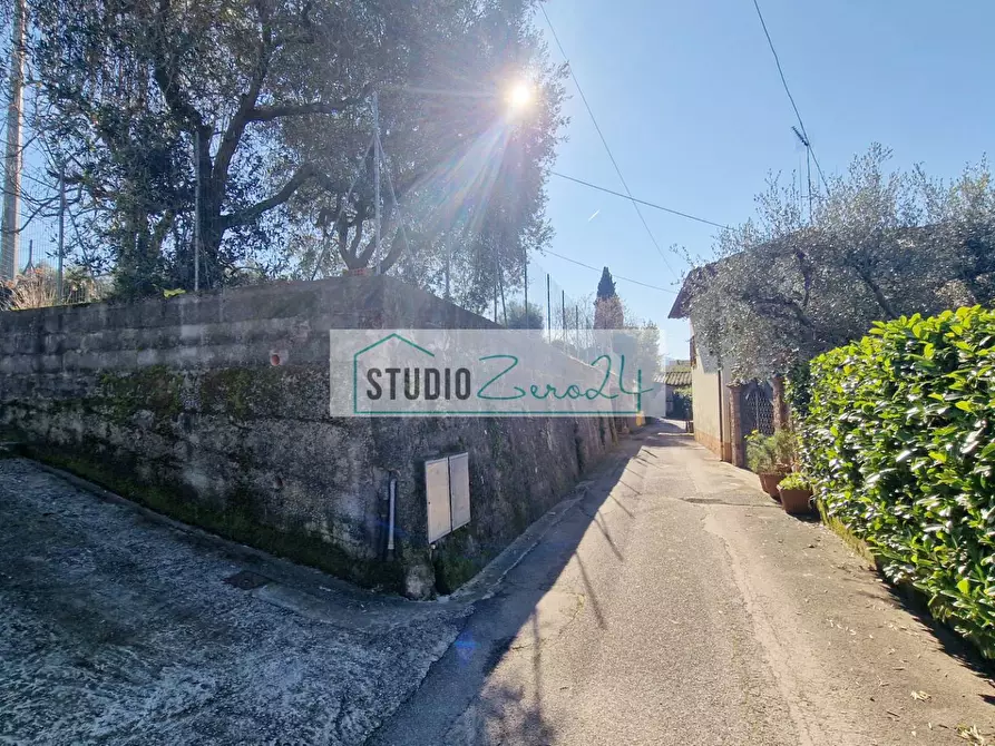 Immagine 48 di Casa semindipendente in vendita  in Via della Costa a Camaiore