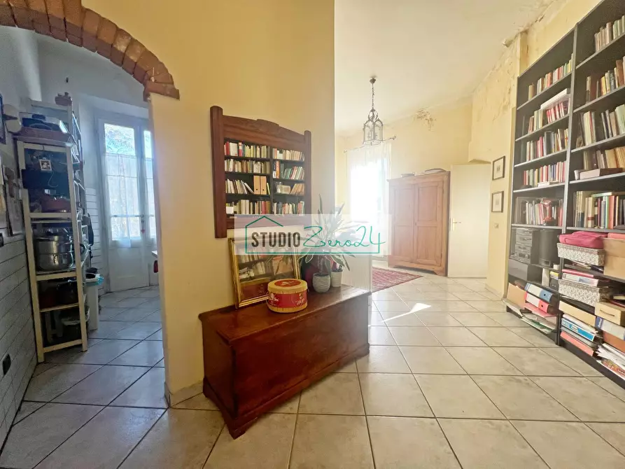 Immagine 3 di Attico in vendita  in Via IV Novembre 25 a Camaiore