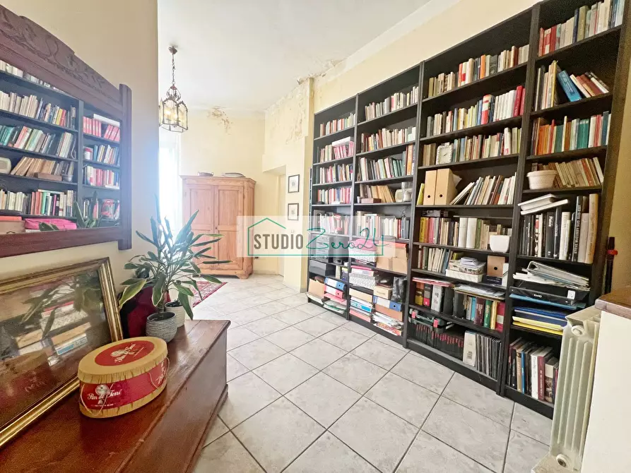 Immagine 4 di Attico in vendita  in Via IV Novembre 25 a Camaiore