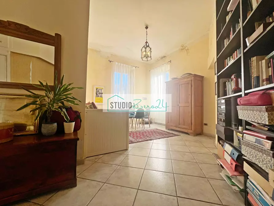 Immagine 5 di Attico in vendita  in Via IV Novembre 25 a Camaiore