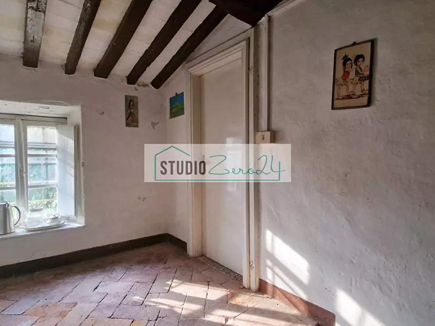 Immagine 16 di Casa semindipendente in vendita  in via Sandro Bertini 8 a Camaiore