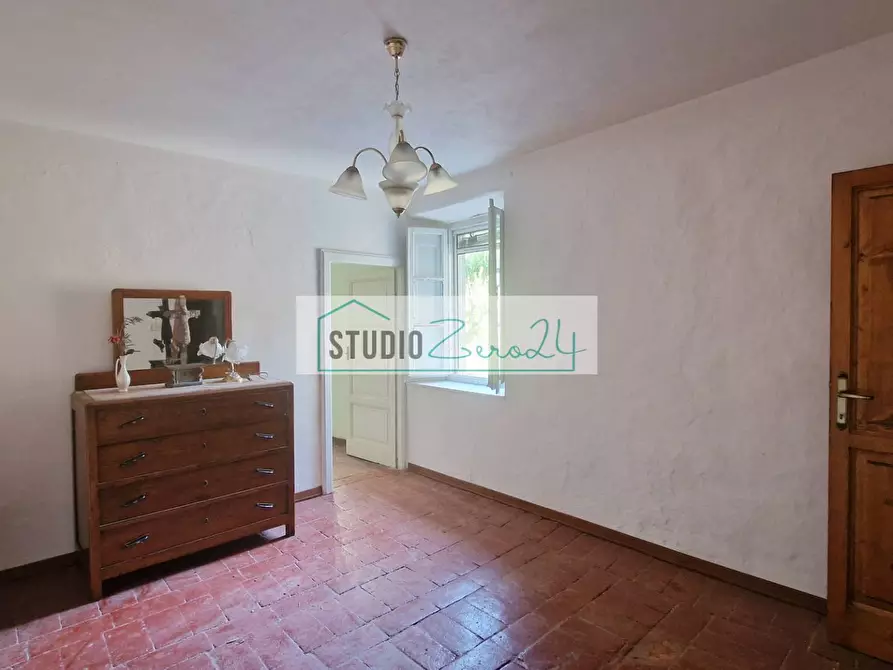 Immagine 22 di Casa semindipendente in vendita  in via Sandro Bertini 8 a Camaiore