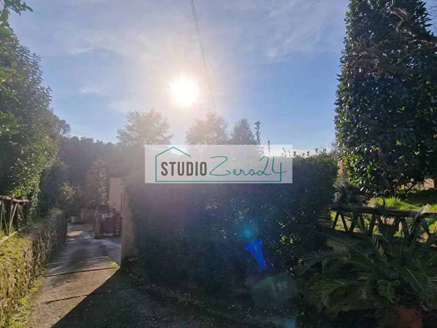 Immagine 32 di Casa semindipendente in vendita  in via Sandro Bertini 8 a Camaiore