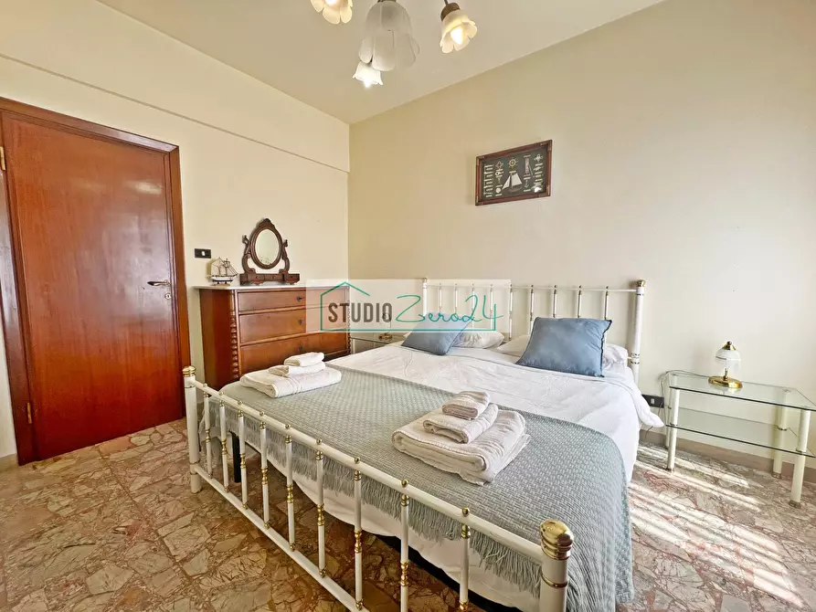 Immagine 18 di Appartamento in vendita  in via ugo foscolo 25 a Camaiore