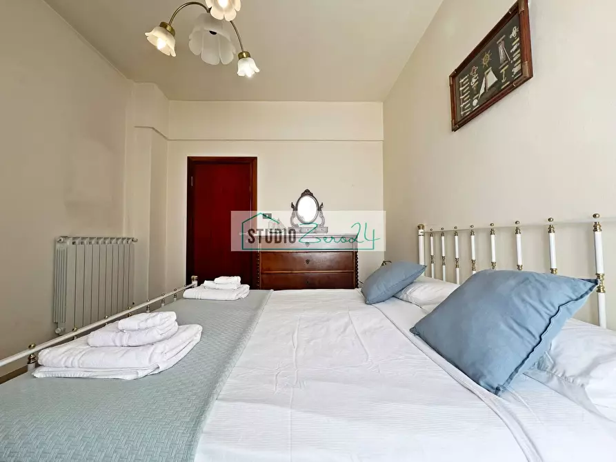 Immagine 19 di Appartamento in vendita  in via ugo foscolo 25 a Camaiore