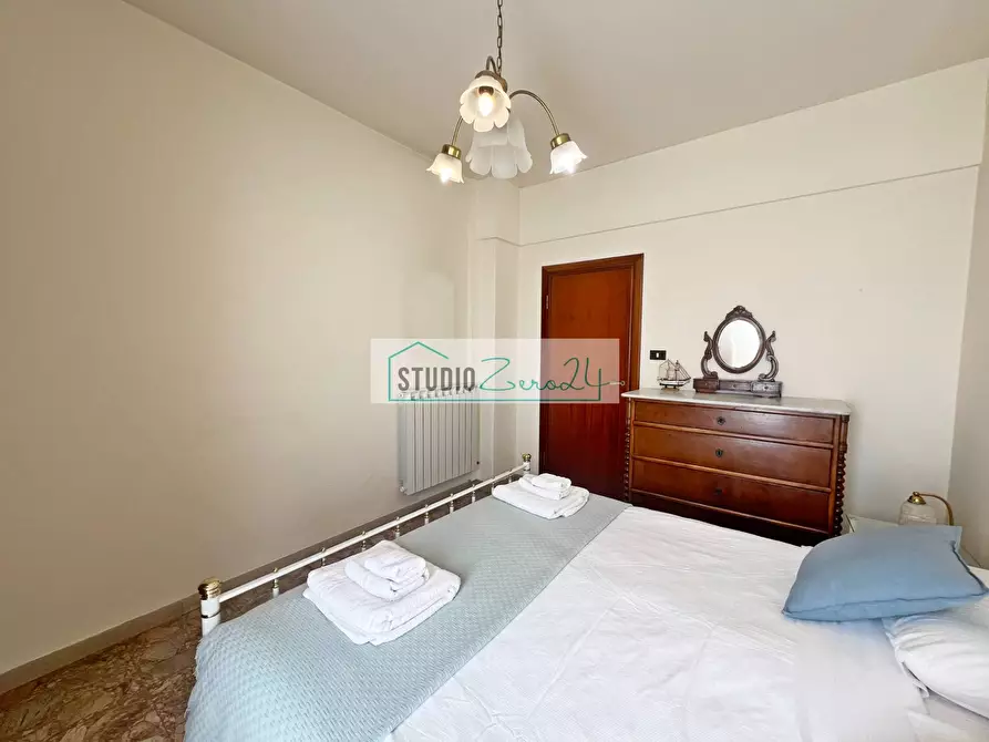 Immagine 20 di Appartamento in vendita  in via ugo foscolo 25 a Camaiore