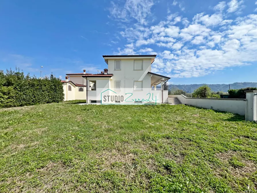 Immagine 27 di Villa in vendita  in via del Fiaschetto 13 a Camaiore