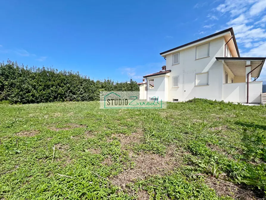 Immagine 34 di Villa in vendita  in via del Fiaschetto 13 a Camaiore