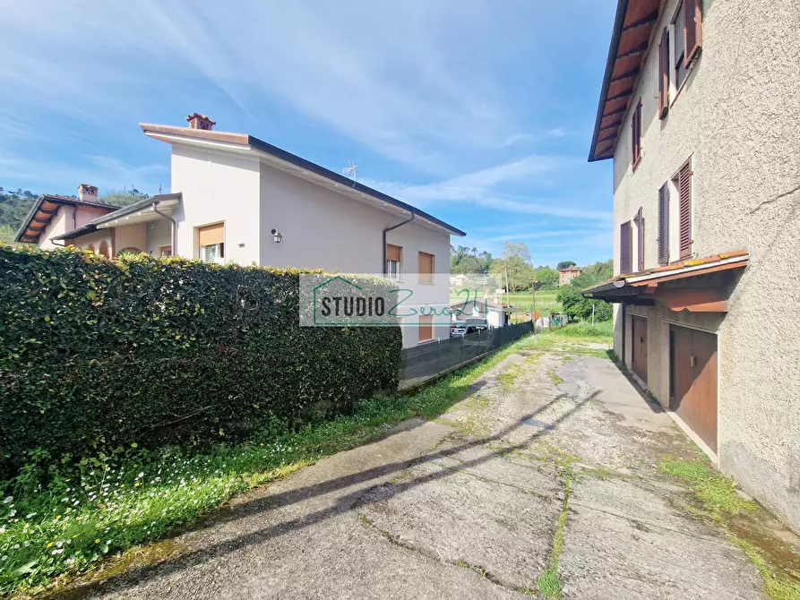Immagine 55 di Villa in vendita  in Via delle selvette 12 a Camaiore