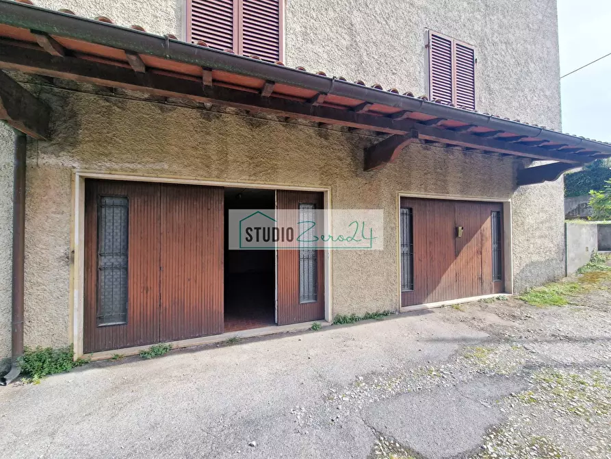 Immagine 57 di Villa in vendita  in Via delle selvette 12 a Camaiore
