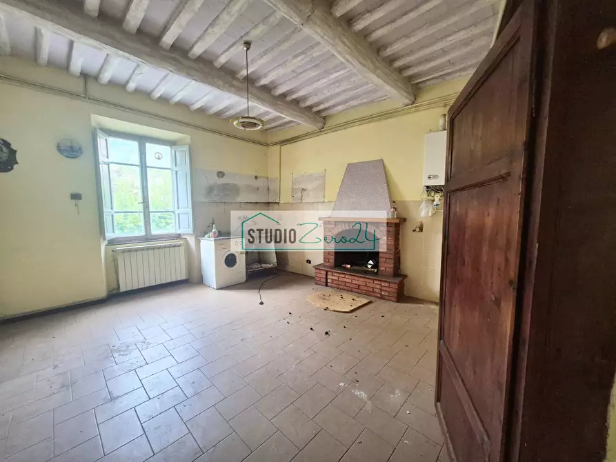 Immagine 13 di Casa semindipendente in vendita  in corte rodeschi 15 a Camaiore