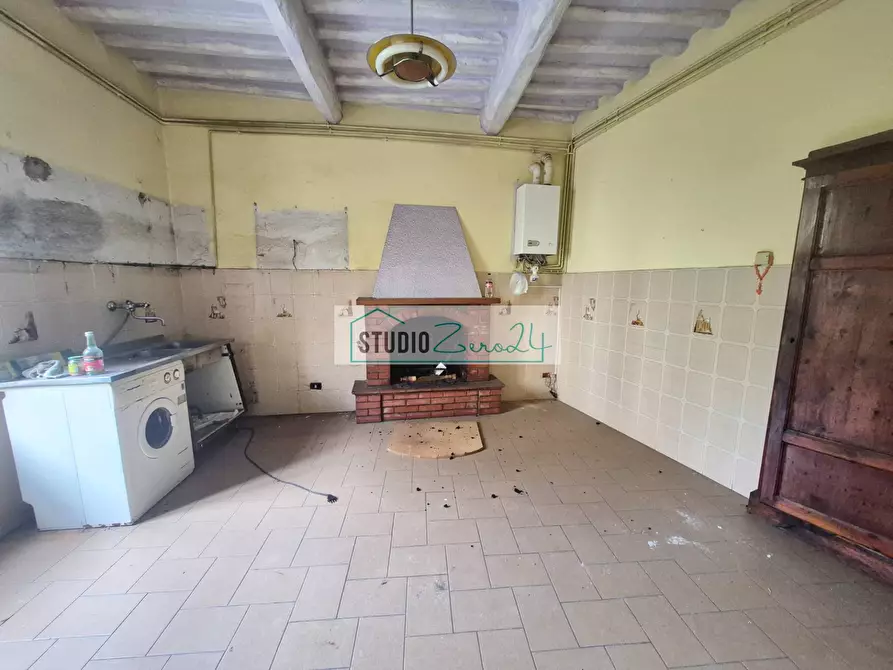 Immagine 14 di Casa semindipendente in vendita  in corte rodeschi 15 a Camaiore