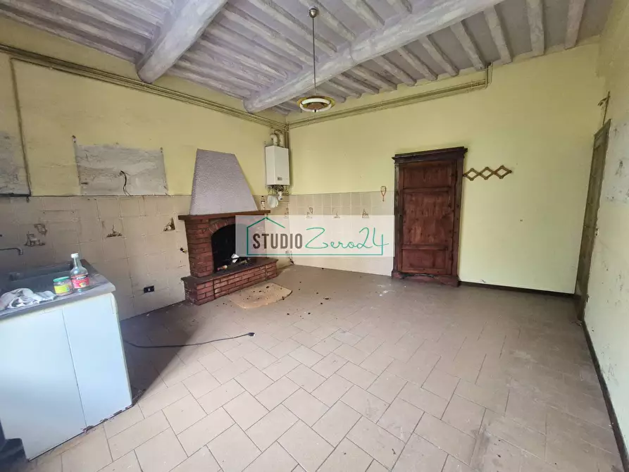 Immagine 15 di Casa semindipendente in vendita  in corte rodeschi 15 a Camaiore