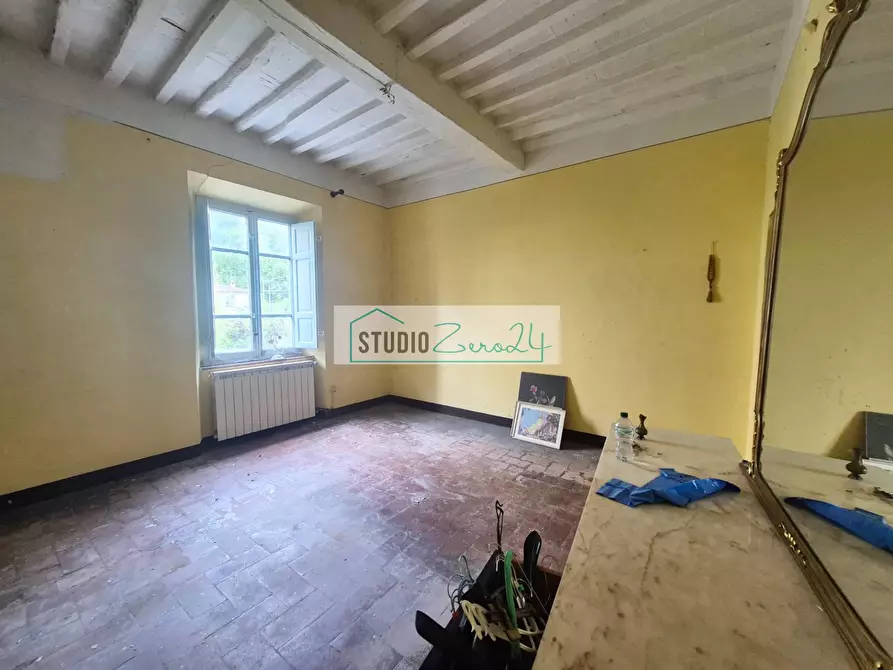 Immagine 17 di Casa semindipendente in vendita  in corte rodeschi 15 a Camaiore