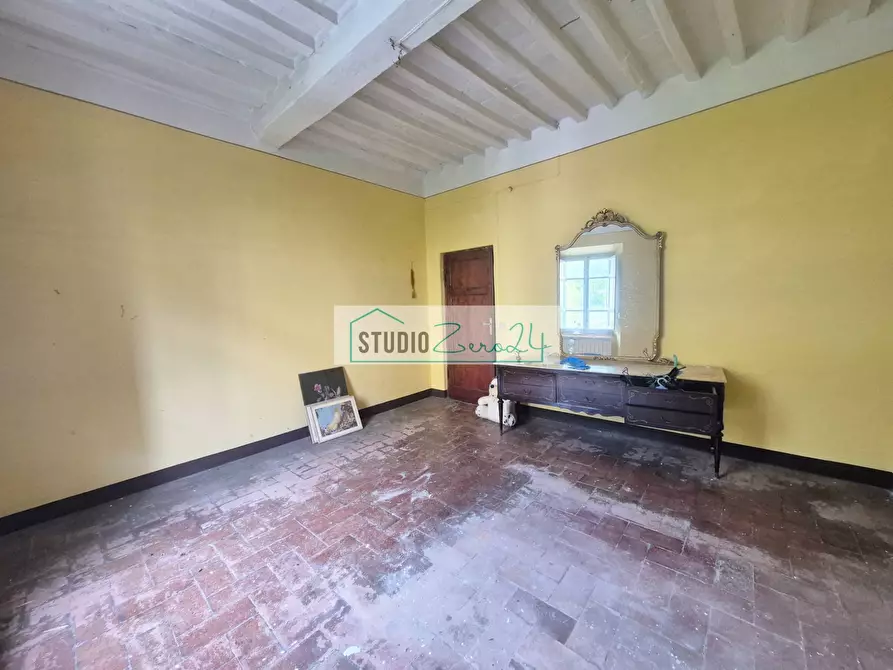 Immagine 19 di Casa semindipendente in vendita  in corte rodeschi 15 a Camaiore