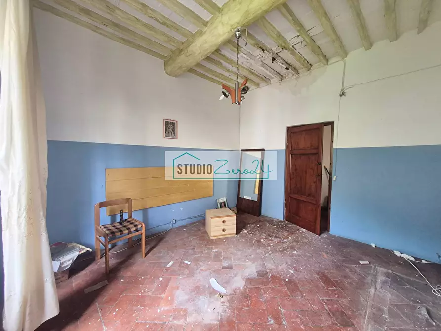 Immagine 25 di Casa semindipendente in vendita  in corte rodeschi 15 a Camaiore