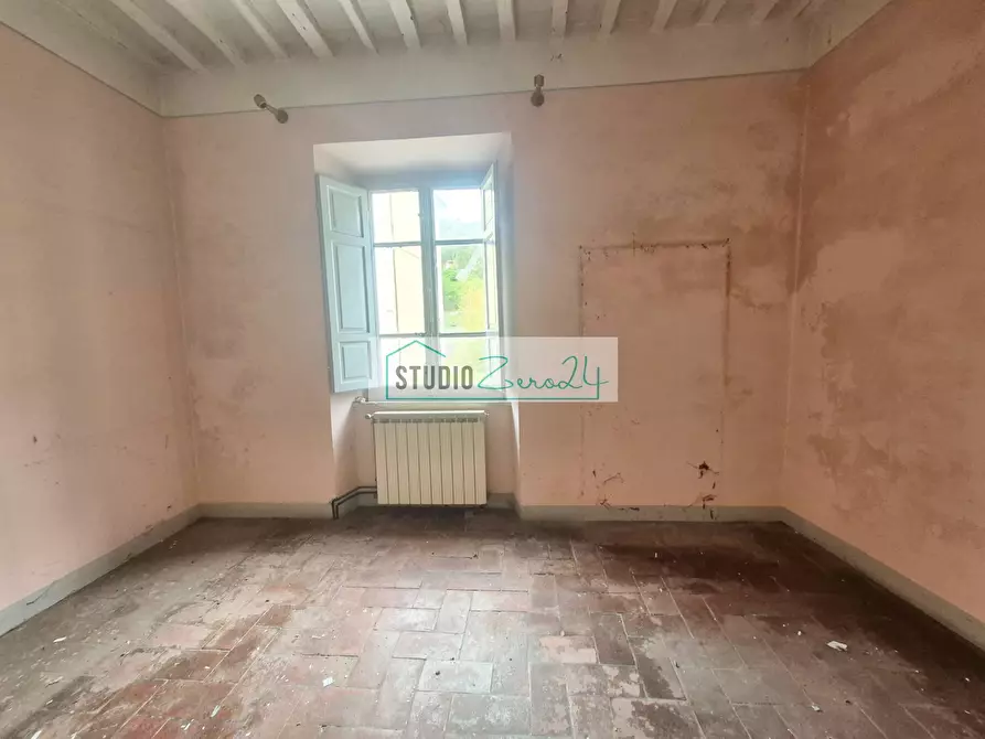 Immagine 30 di Casa semindipendente in vendita  in corte rodeschi 15 a Camaiore