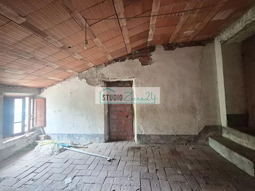 Immagine 34 di Casa semindipendente in vendita  in corte rodeschi 15 a Camaiore