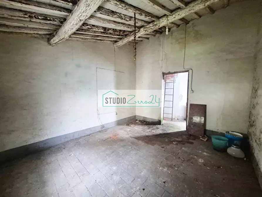 Immagine 39 di Casa semindipendente in vendita  in corte rodeschi 15 a Camaiore