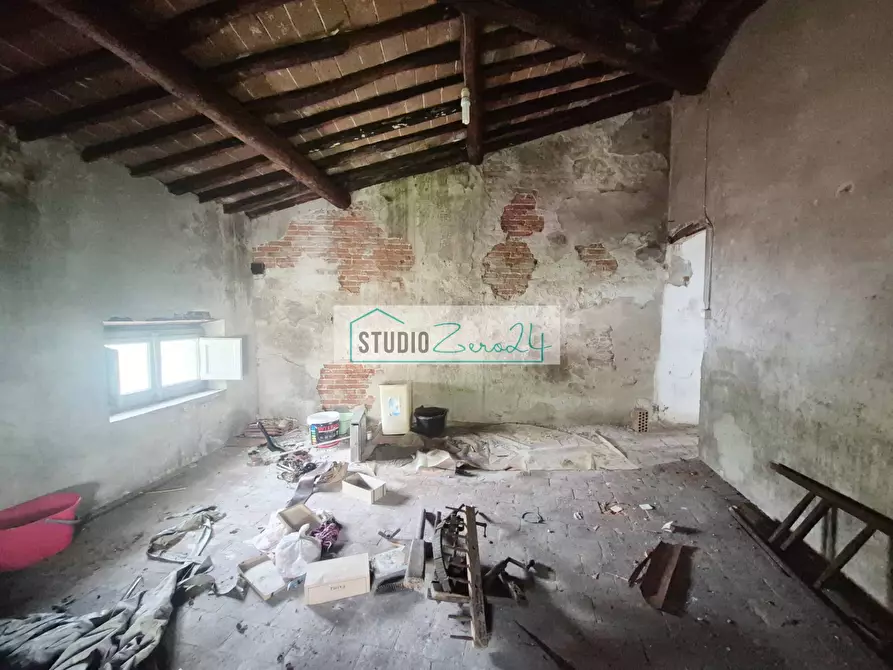 Immagine 41 di Casa semindipendente in vendita  in corte rodeschi 15 a Camaiore