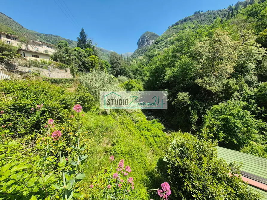 Immagine 31 di Casa semindipendente in vendita  in via prunaca 14 a Camaiore