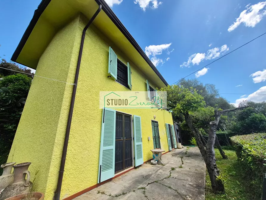 Immagine 32 di Villa in vendita  in Via del Pezzigno 16 a Camaiore