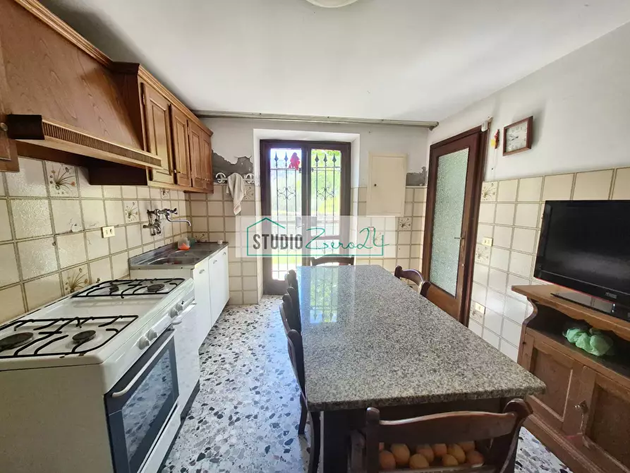 Immagine 10 di Villa in vendita  in Via del Pezzigno 16 a Camaiore