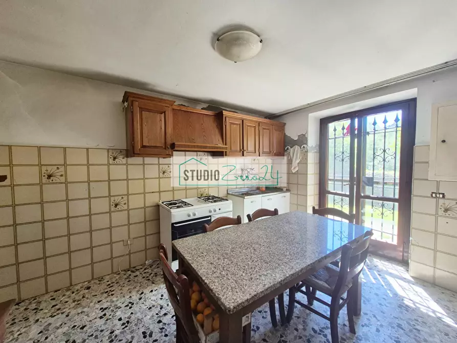 Immagine 11 di Villa in vendita  in Via del Pezzigno 16 a Camaiore