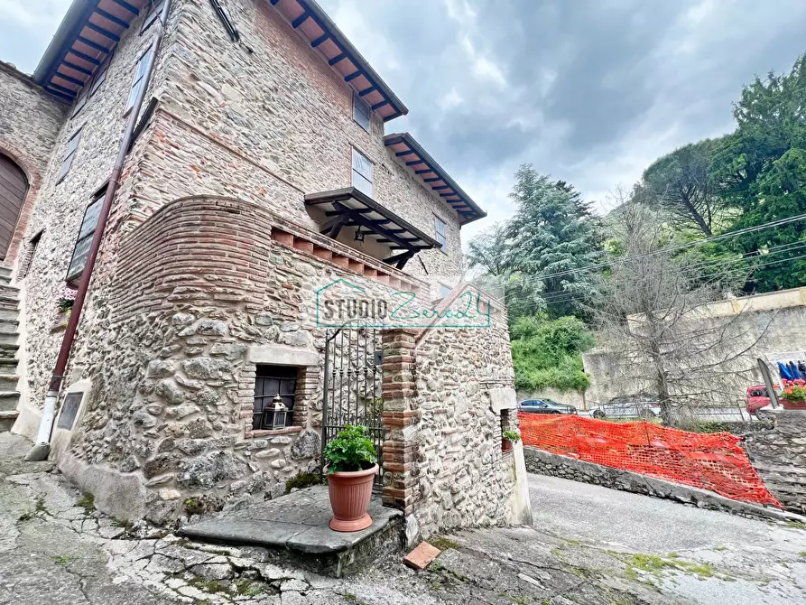 casa indipendente in vendita a Camaiore in zona Nocchi