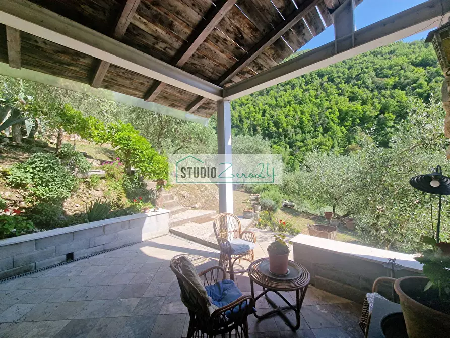 Immagine 16 di Villa in vendita  in Via della torre a Camaiore