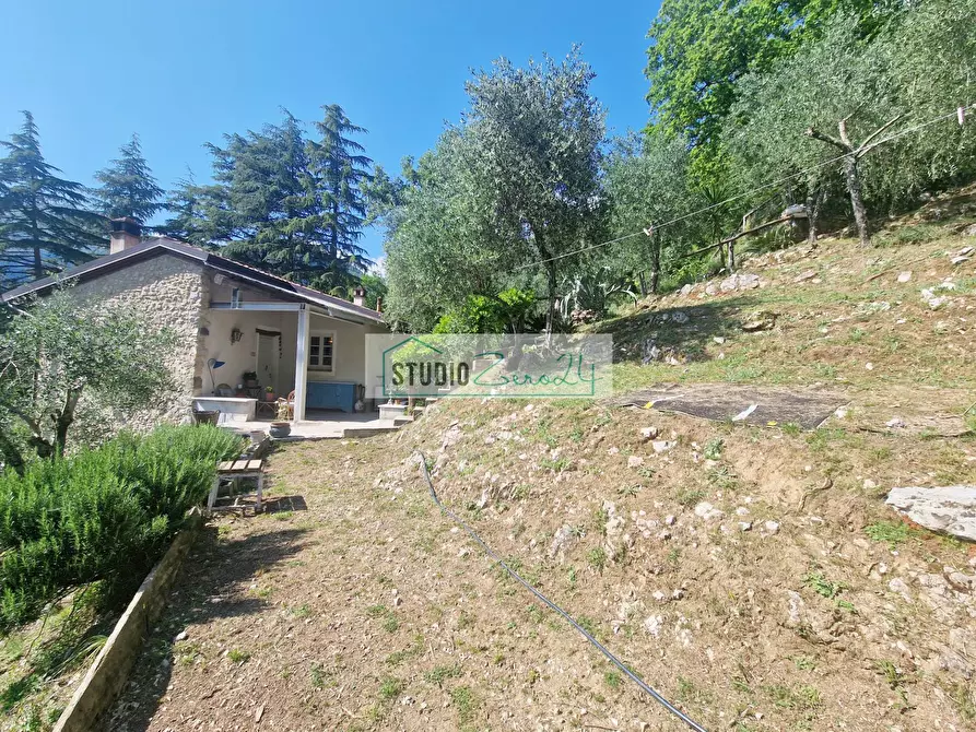 Immagine 19 di Villa in vendita  in Via della torre a Camaiore