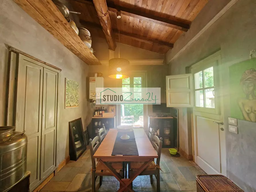 Immagine 35 di Villa in vendita  in Via della torre a Camaiore