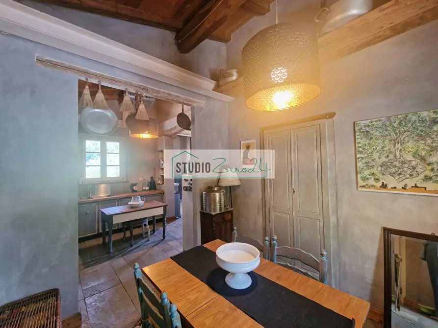 Immagine 37 di Villa in vendita  in Via della torre a Camaiore