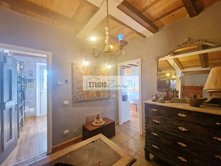 Immagine 48 di Villa in vendita  in Via della torre a Camaiore